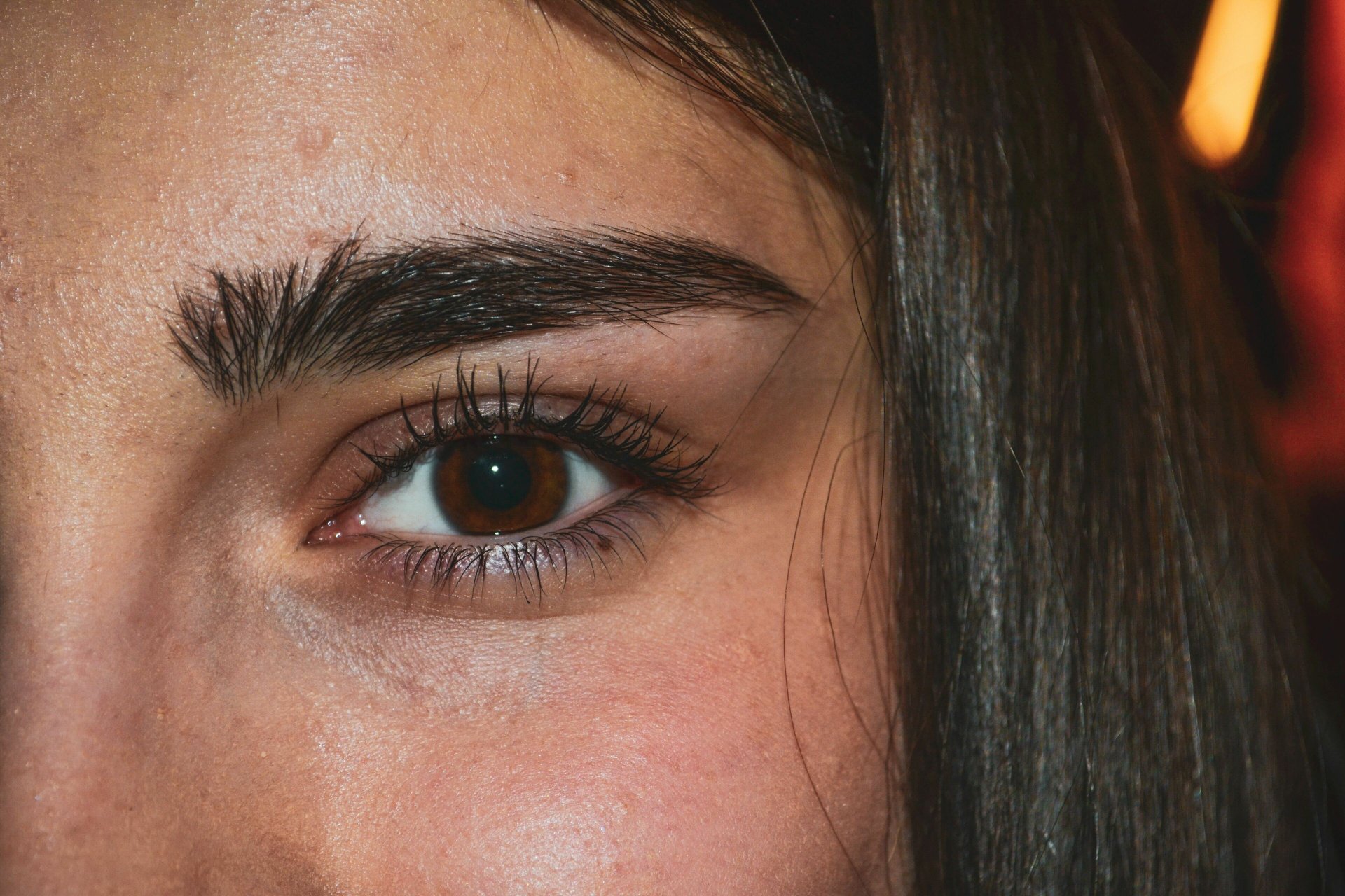 Greffe de sourcils femmes Paris