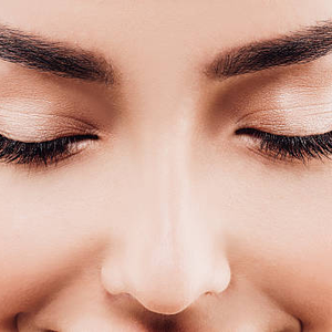 La greffe de sourcils